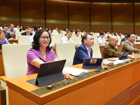 Quốc hội 'chốt' mục tiêu tăng trưởng GDP 2026 từ 10% trở lên, thu nhập bình quân đầu người 5.400 - 5.500 USD