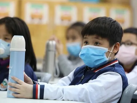 Hàng trăm học sinh khắp các tỉnh nghỉ học vì dịch cúm A lan nhanh: Cảnh báo nóng từ các bác sĩ đầu ngành
