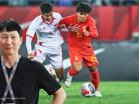 Trọng tài tước 11m của Việt Nam đầy lộ liễu, bóng đá Trung Quốc lo lắng về hệ lụy dài lâu