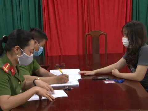 Công an đã cảnh báo vô số lần nhưng nữ sinh 2002 ở Hà Nội vẫn chuyển 100 triệu đồng cho lừa đảo