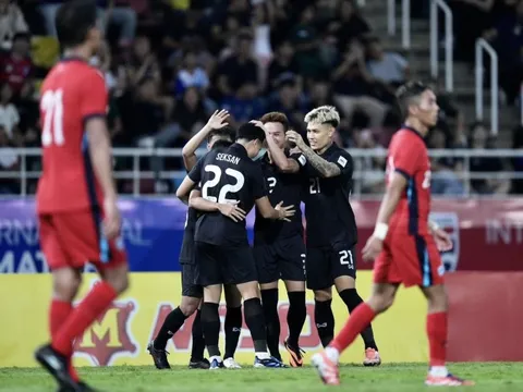 Thắng nghẹt thở, tuyển Thái Lan vẫn đứng trước nguy cơ bị loại khỏi giải châu Á