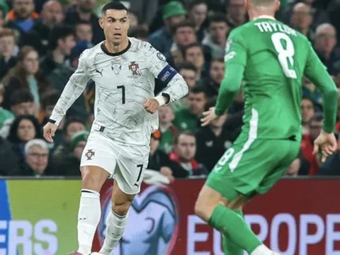 Ronaldo nhận thẻ đỏ sốc, Bồ Đào Nha thua tan tác ở Ireland