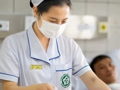 Hơn 600 cán bộ y tế tình nguyện đăng ký về Bệnh viện Bạch Mai cơ sở 2 làm việc