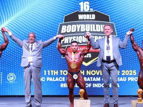 Lực sĩ Phạm Văn Mách lần thứ 7 vô địch thể hình thế giới