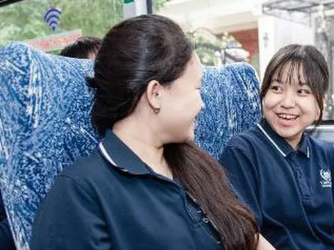 Xe học đường "siêu đặc biệt" đầu tiên ở Việt Nam: Điểm danh Face ID, rà soát khoang xe, lọc không khí