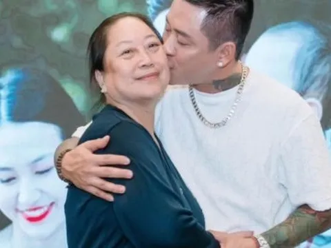 Mẹ ca sĩ Tuấn Hưng qua đời