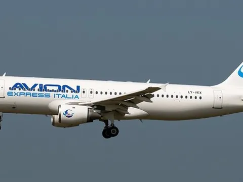 Không có bằng cơ trưởng dám lái máy bay chở hàng trăm hành khách khắp châu Âu?