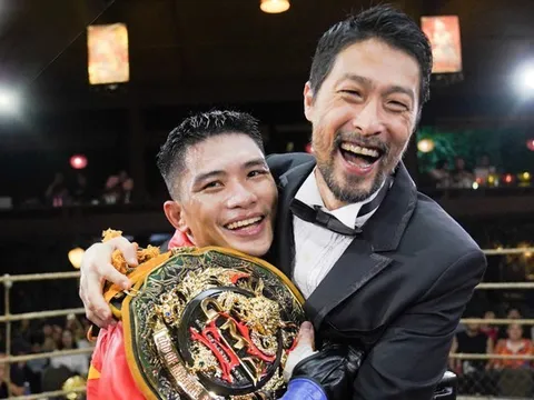 Cận cảnh 'Thần võ' học trò Nguyễn Trần Duy Nhất giã 60 đòn hạ gục võ sĩ Malaysia