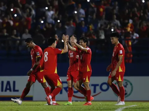 Tuyển Việt Nam bất ngờ nhận “món quà” từ FIFA trước trận đấu quan trọng