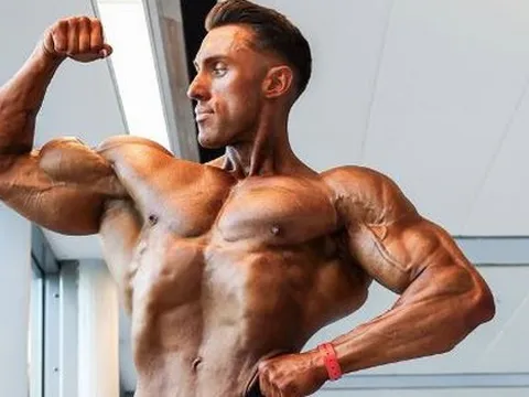 Quái vật thể hình có một không hai trên thế giới, xem ảnh chỉ có sốc