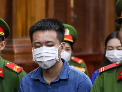 Hình ảnh Quang Linh Vlog, Hằng Du mục trong phòng xét xử