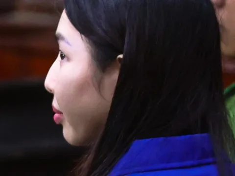 Thuỳ Tiên khai nhận "sử dụng 2 - 3 viên kẹo mỗi ngày" theo khuyến cáo do không thích ăn rau