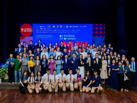 PVcomBank đồng hành cùng chiến dịch “Không Một Mình” hướng tới một không gian trực tuyến an toàn