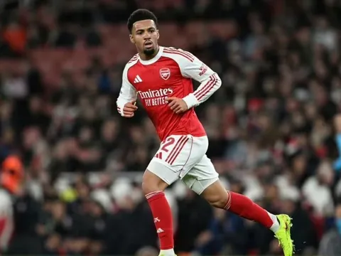 Arsenal sẵn sàng để "thần đồng" ra đi