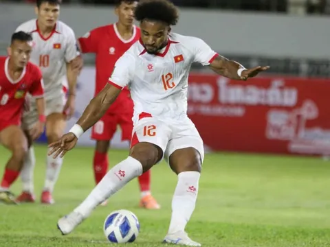 Xuân Son vui hết nấc, tiết lộ được hưởng ưu ái đặc biệt trong ngày trở lại tuyển Việt Nam