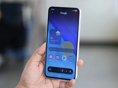 Chuyện chẳng biết nên khóc hay cười: Đến kẻ cướp cũng trả lại điện thoại Samsung vì "chê không muốn lấy"