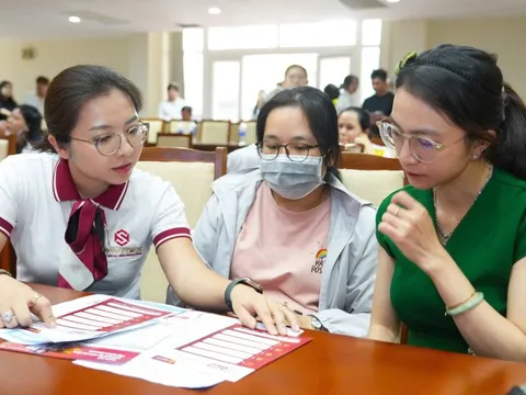 Thủ tướng yêu cầu tháo gỡ khó khăn, vướng mắc thuế cho hộ kinh doanh