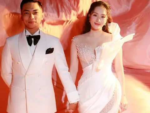 Phan Hiển vinh dự Huân chương Lao động hạng Ba, Khánh Thi có phản ứng gây chú ý