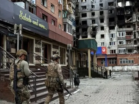 Nga tuyên bố kiểm soát thành phố chiến lược ở Kharkiv, Ukraine bác bỏ