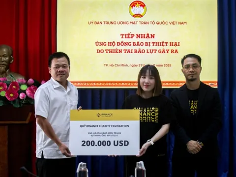 MTTQ Việt Nam tiếp nhận hơn 5 tỷ đồng từ Binance Charity ủng hộ đồng miền Trung khắc phục bão lụt