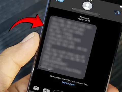 Công an cảnh báo tới tất cả những ai nhận được tin nhắn có nội dung sau: Có nguy cơ mất sạch tiền trong tài khoản