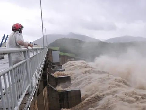 Lãnh đạo xã Hòa Thịnh nói về thông tin lan truyền "nhà trú lũ tập thể bị sập, người chết hàng loạt"