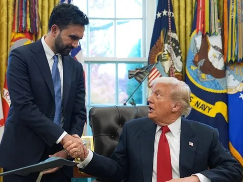 Cuộc gặp gây kinh ngạc ở Nhà Trắng