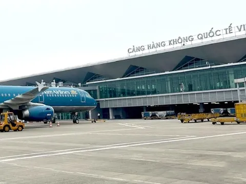 Sân bay Vinh dự kiến mở lại cuối 2025, vé Tết nhiều tuyến bay giá cao, bắt đầu khan hiếm