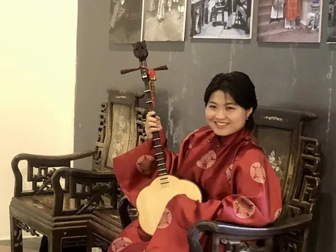 Đến Bảo tàng TP.HCM chụp hình miễn phí với cổ phục