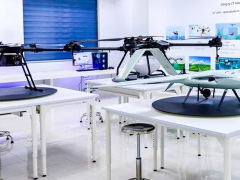 Từ lý thuyết đến thực chiến: CT Group tặng ngay phòng lab chuyên sâu UAV, robot nông nghiệp cho trường ĐH