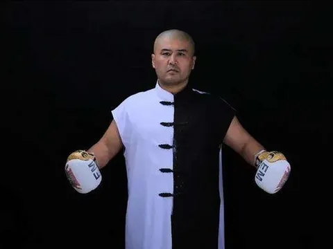 Cao thủ Trung Quốc chê đệ tử môn phái 2.000 năm kém xa võ sĩ Kazakhstan