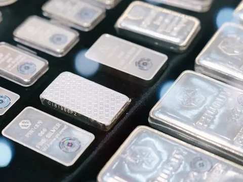 Giá bạc duy trì ở mức hơn 52 triệu đồng/kg