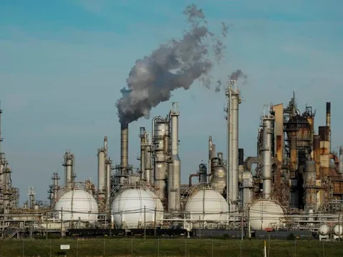 JP Morgan: Giá dầu thô có thể về 30 USD/thùng