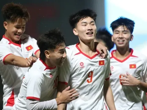 Báo Trung Quốc: “Tuyển Việt Nam có thể vẽ lại bản đồ bóng đá châu Á”