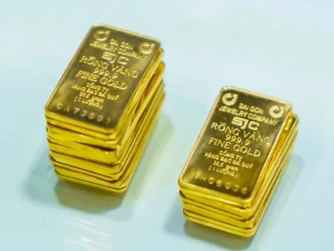 Giá vàng bật tăng rất mạnh