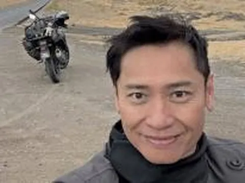 'Ông trùm showbiz' tử vong vì tai nạn giao thông