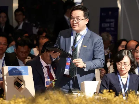 Nam A Bank hiến kế 3 mũi nhọn tài chính xanh thu hút vốn ngoại tại Diễn đàn kinh tế mùa thu 2025