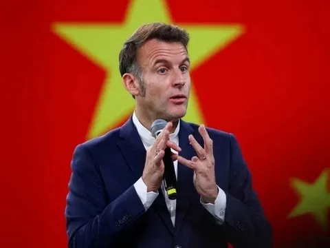 Tổng thống Pháp dọa áp thuế Trung Quốc vì thặng dư thương mại