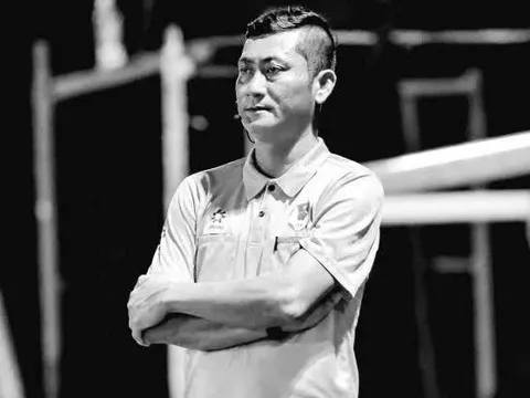 Trọng tài Việt Nam đột quỵ trên sân bóng, qua đời sau cơn đau ngực