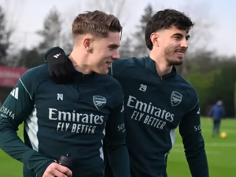 Arsenal đón tin vui trước đại chiến Brighton