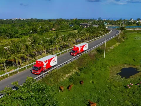 J&T Express nỗ lực kết nối buôn làng, mở lối phát triển nơi vùng biên viễn Chư Prông