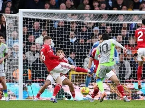 Cherki nhấn chìm Forest khi Man City thắng trận thứ 8 liên tiếp