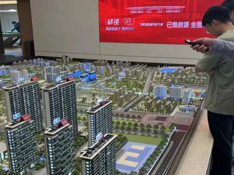 Nợ vượt 300% GDP, nền kinh tế 19.000 tỷ USD loay hoay trong vòng xoáy giảm phát