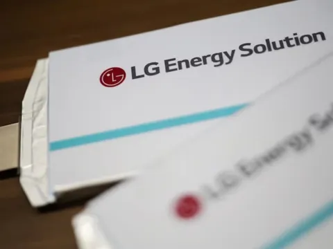LG bất ngờ bán siêu nhà máy pin xe điện cho Honda