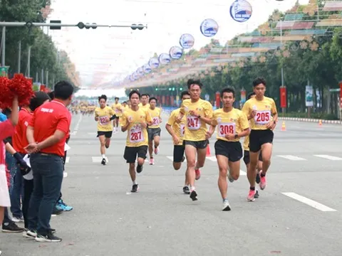 15.000 VĐV tranh tài Giải Việt dã TP HCM "Chào năm mới 2026"
