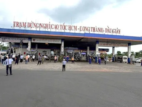 Yêu cầu VEC không để đứt gãy cung ứng xăng dầu trên cao tốc Long Thành - Dầu Giây