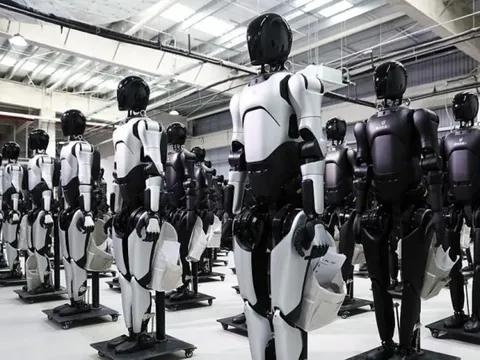 Trung Quốc ra mắt dịch vụ cho thuê robot hình người để làm việc, kể cả ma chay cưới hỏi...