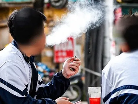 Hút thuốc lá điện tử có thể bị phạt 3-5 triệu đồng