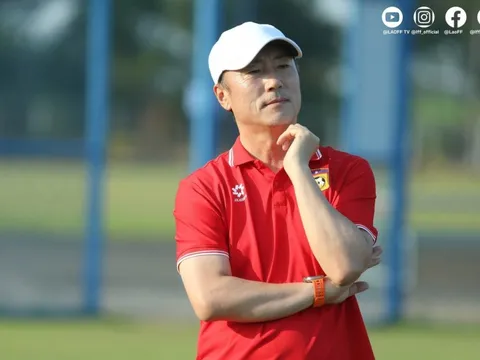 Liên tục thua Việt Nam, "người quen" của HLV Kim Sang-sik bất ngờ bị sa thải