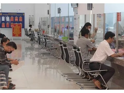 Chủ tịch UBND tỉnh Đồng Tháp ký quyết định quan trọng